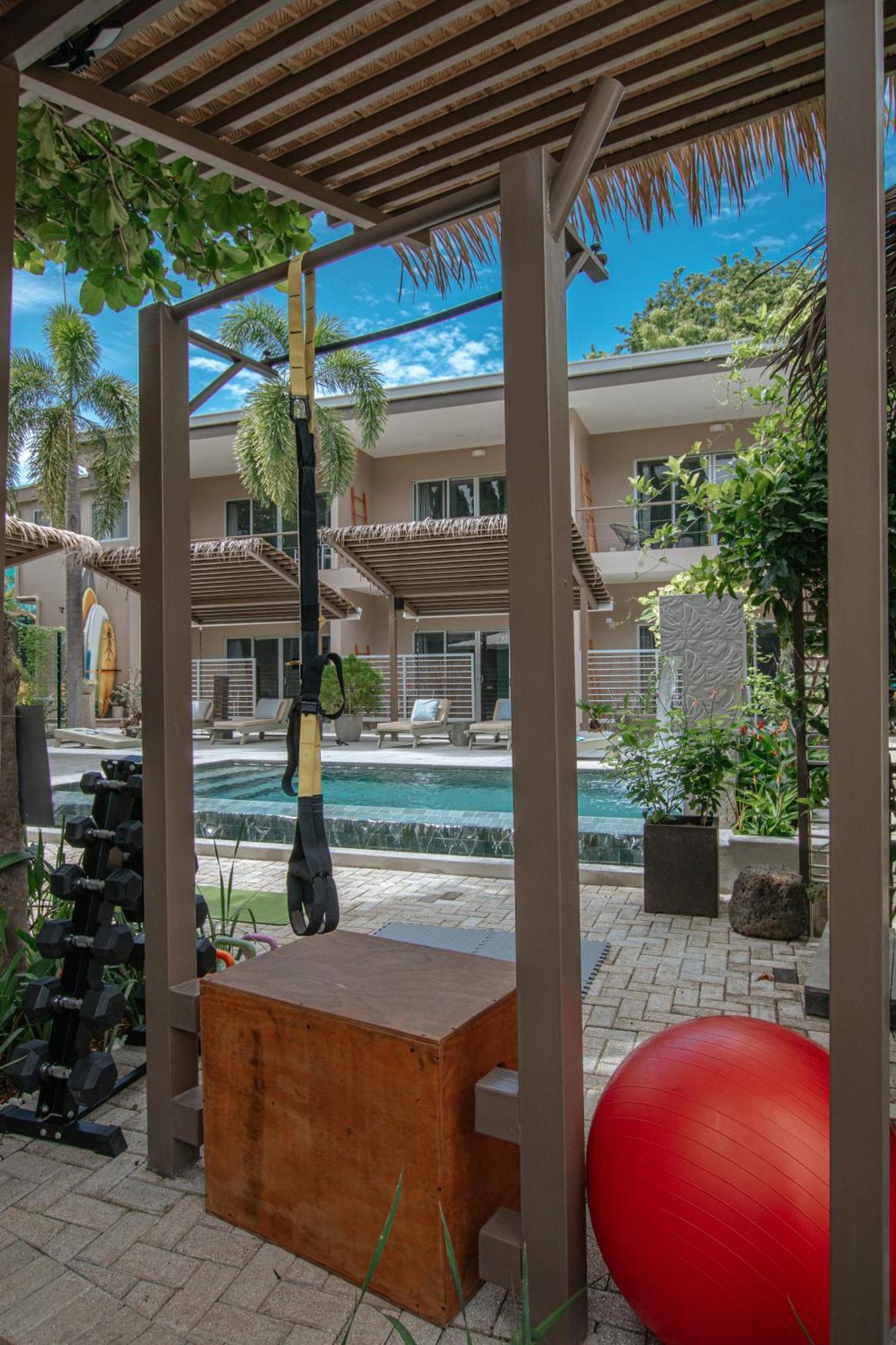 Tamarindo Bay Suites - Self Check In, Adults Only Exterior photo