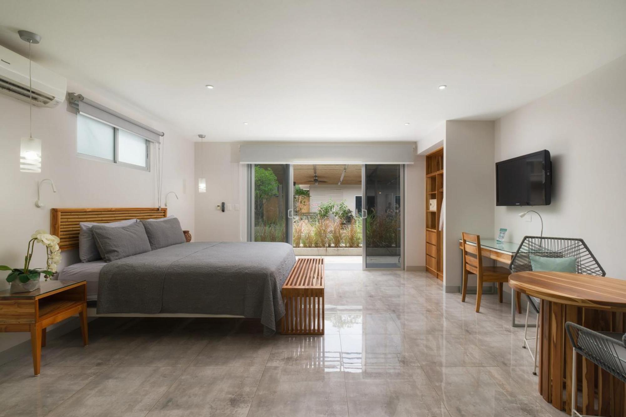 Tamarindo Bay Suites - Self Check In, Adults Only Exterior photo